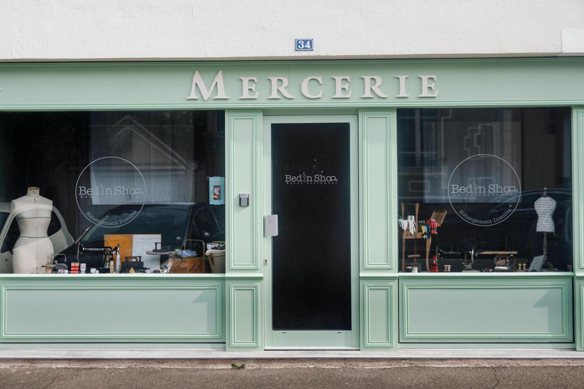 La Mercerie "Bedinshop" Centre Ville Chartres Exterior photo